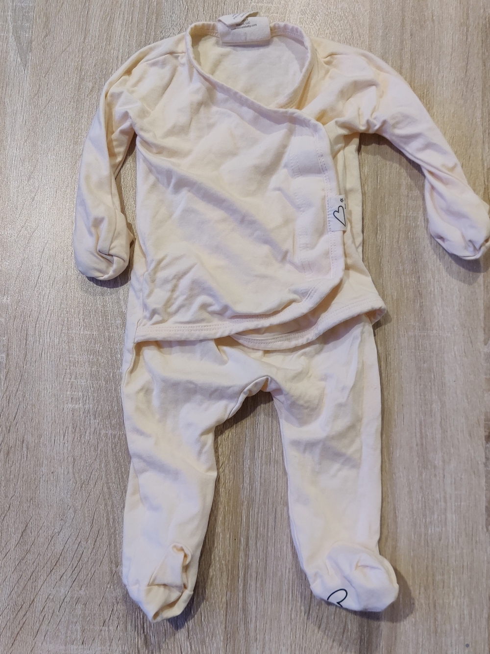 Neutral Cream Infant Wrap Footie Set By Bonsie Size 0-3mo